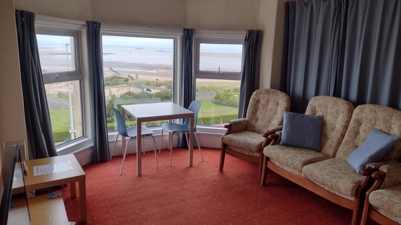 The Kathrene Second Floor Sea View Apartman Fleetwood Kültér fotó